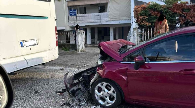 Αυτοκίνητο έπεσε πάνω σε λεωφορείο του Υπεραστικού ΚΤΕΛ Καβάλας
