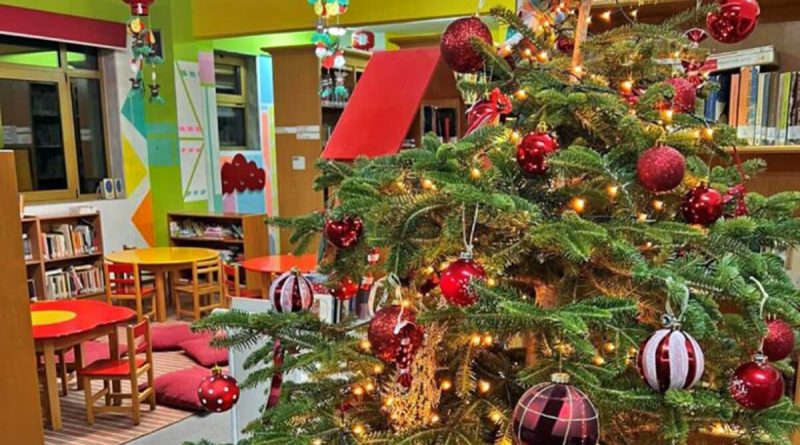 Φέτος τα παιδιά στέλνουν γράμμα στον Άη Βασίλη για να φέρει δώρα για τη Δημοτική Βιβλιοθήκη Καβάλας