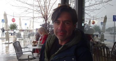«Χρειάζεται ένας ορθός και δίκαιος σχεδιασμός ροών ανθρώπων έτσι ώστε να λειτουργεί δημοκρατικά, τουλάχιστον στο κυκλοφοριακό» τονίζει το μέλος της  παράταξης «Ο Τόπος της Ζωής μας» Κώστας Τιτόπουλος